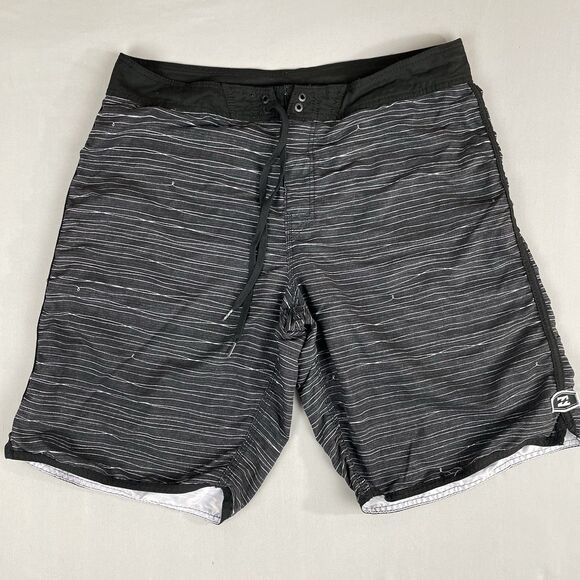 Billabong Swim Trunks Board Shorts Men’s 38 Black White Striped Skater Grunge - Picture 1 of 16
